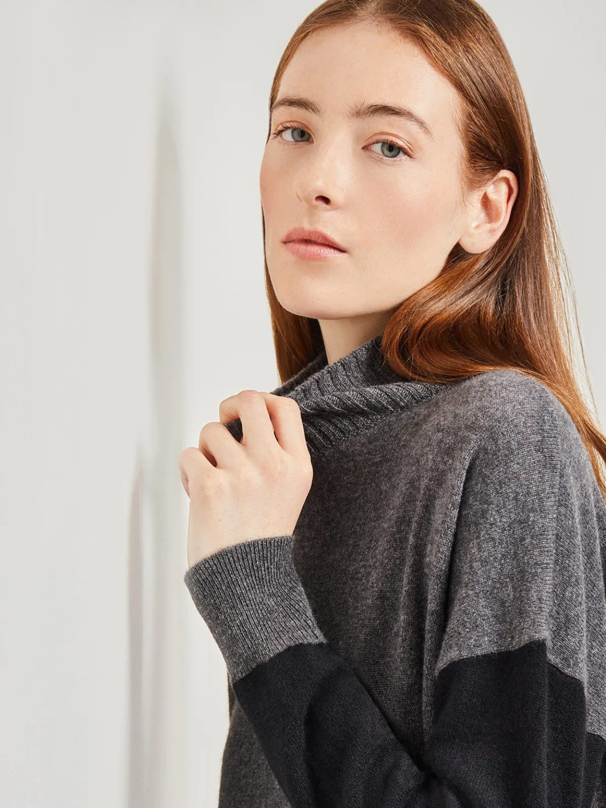 Colorblock Cashmere Turtleneck Tunic